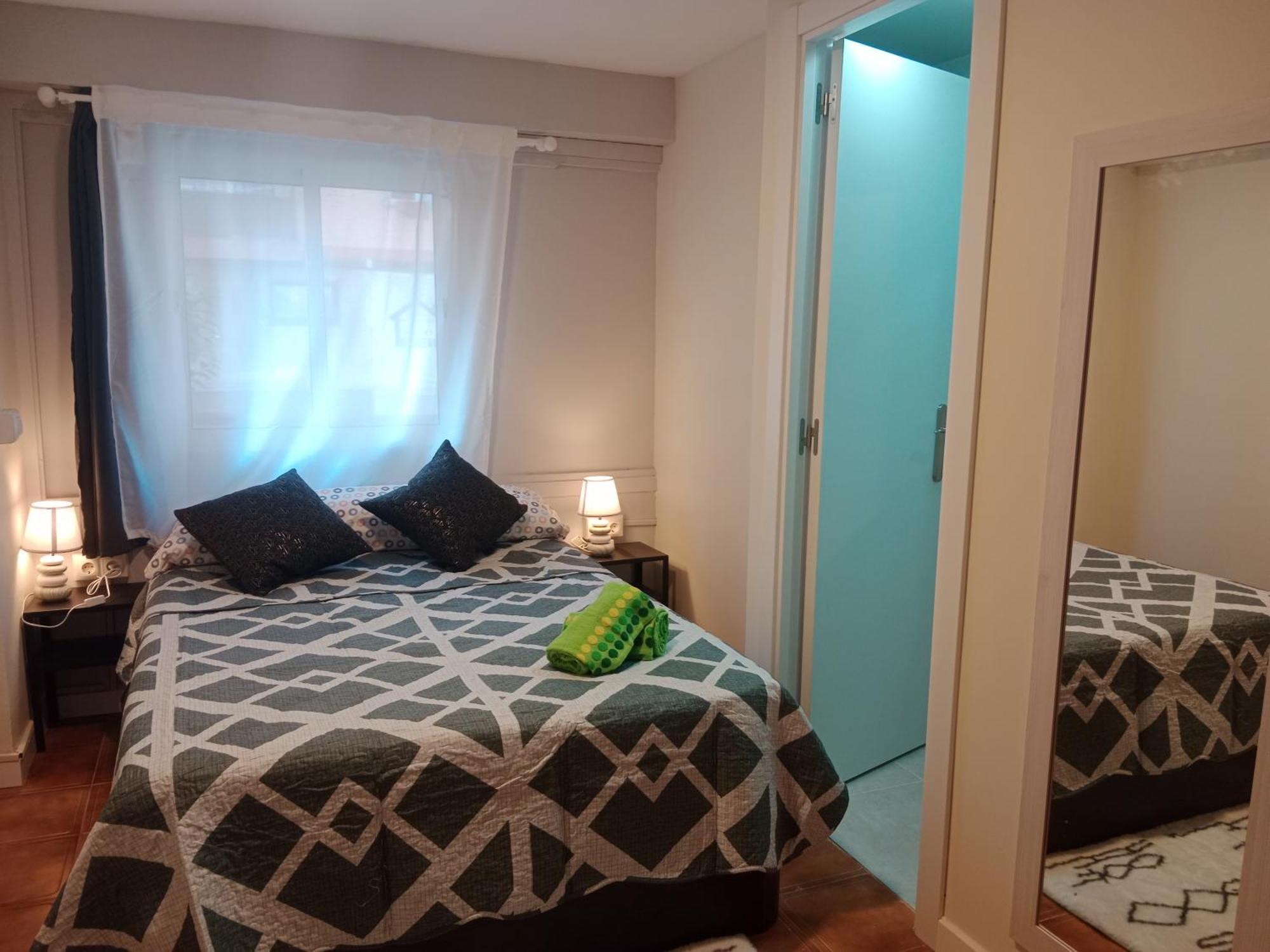 Bed & Breakfast Amroom - *